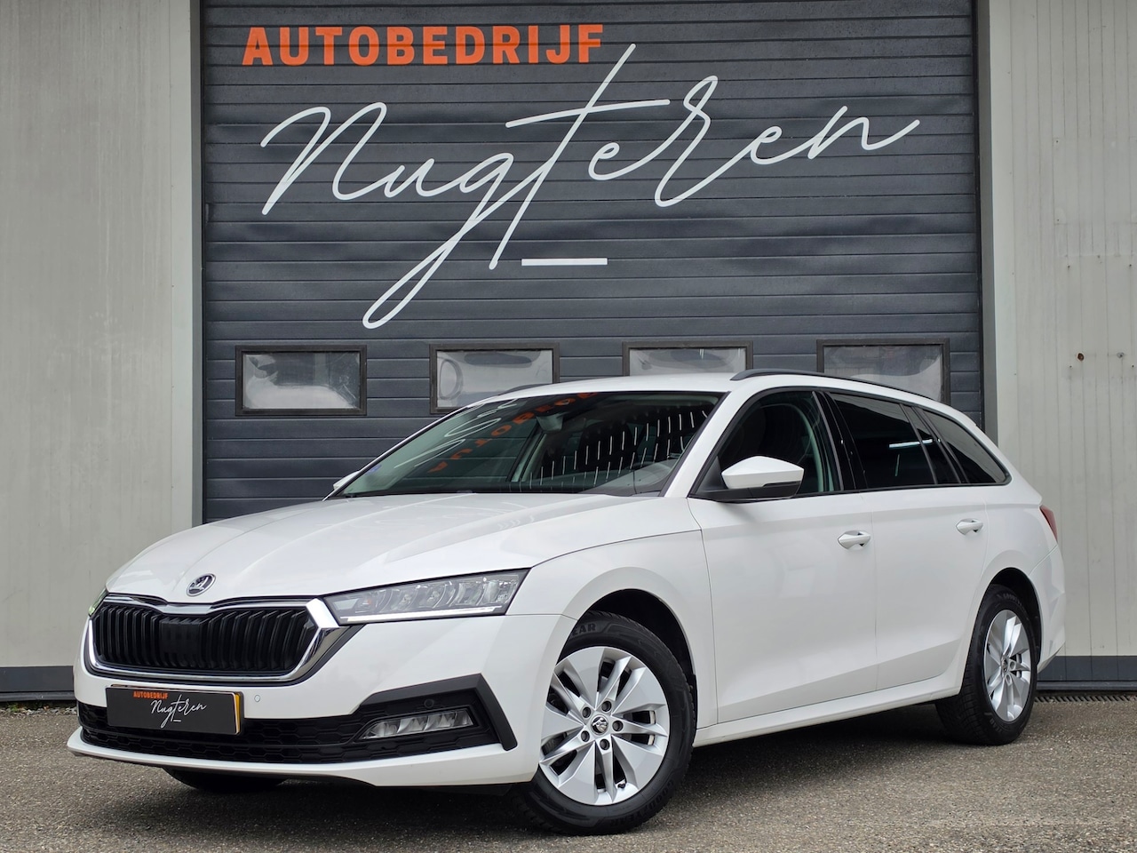 Skoda Octavia Combi - 1.0 e-TSI Edition|1e eigenaar|Automaat|Trekhaak - AutoWereld.nl