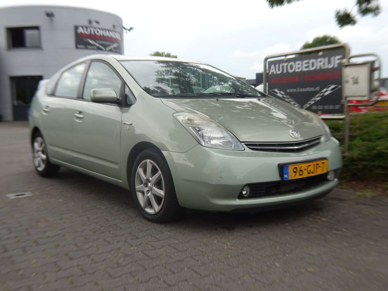 Toyota Prius - 1.5 VVT-i Business Edition 1.5 VVT-i Business Edition - AutoWereld.nl