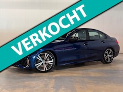 BMW 3-serie - 330e High Executive | M-SPORT | ACC | LEDER | ZWART HEMEL