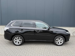 Mitsubishi Outlander - 2.0 PHEV Executive Edition 1e eigenaar, NED auto, dealer onderhoud
