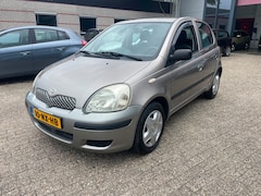 Toyota Yaris - 1.3 VVT-i Idols zeer nette auto