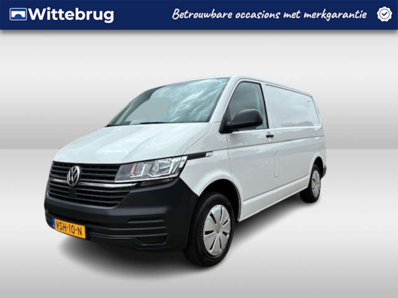 Volkswagen Transporter - 2.0 TDI L1H1 26 Economy Business / APP Connect / Trekhaak / Cruise control - AutoWereld.nl