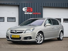 Opel Signum - 2.2-16V Executive AUTOMAAT | LEDER | XENON | PDC | STOELVERW. |
