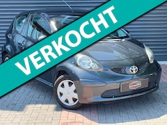 Toyota Aygo - 1.0-12V + Elektr Ramen | Centrale Vergrendeling | Rijdt Super
