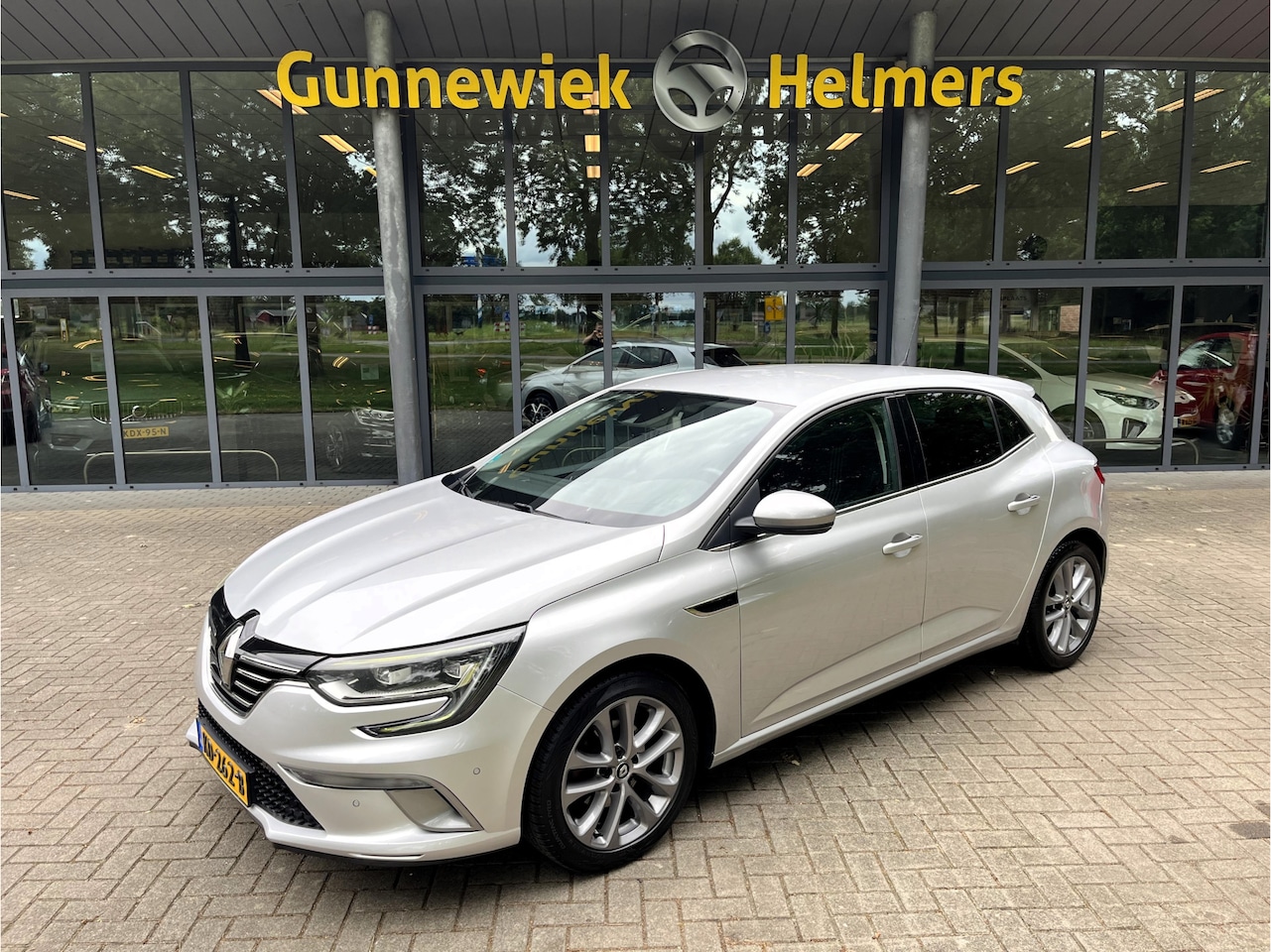 Renault Mégane - 1.2 TCe GT-Line | BOSE | BT | CAM | CLIMA | CRUISE | KEYLESS | LED | NAVI | PDC V&A - AutoWereld.nl