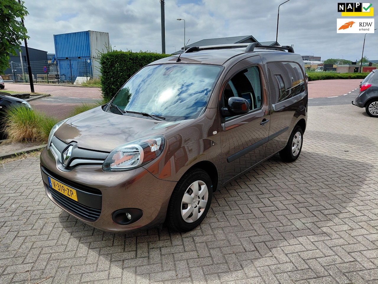 Renault Kangoo - 1.5 dCi 90 Energy Luxe Automaat ecc navi - AutoWereld.nl