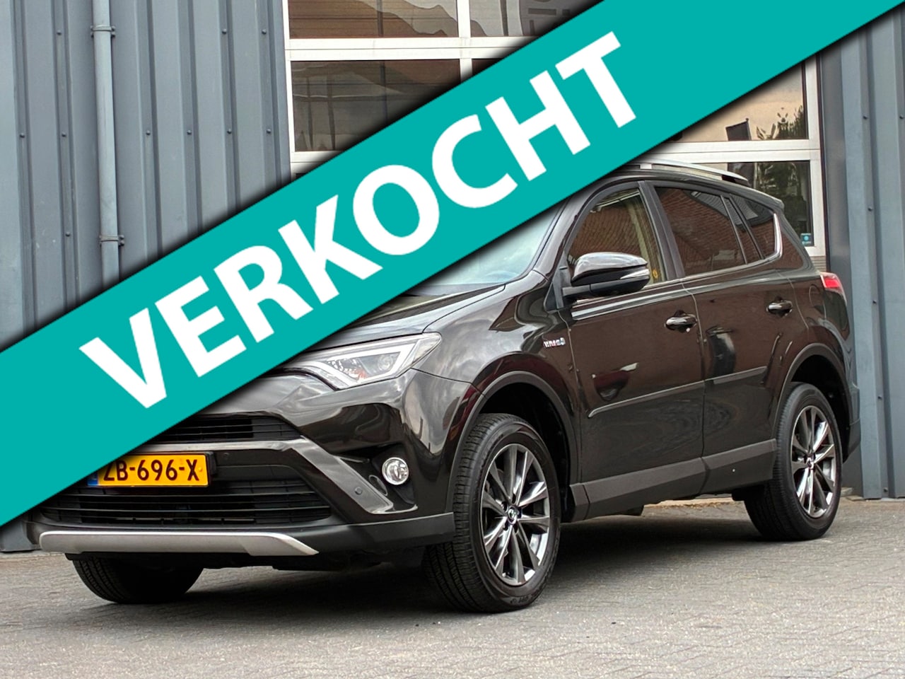 Toyota RAV4 - 2.5 Hybrid Executive Business Leder Camera Trekhaak - AutoWereld.nl