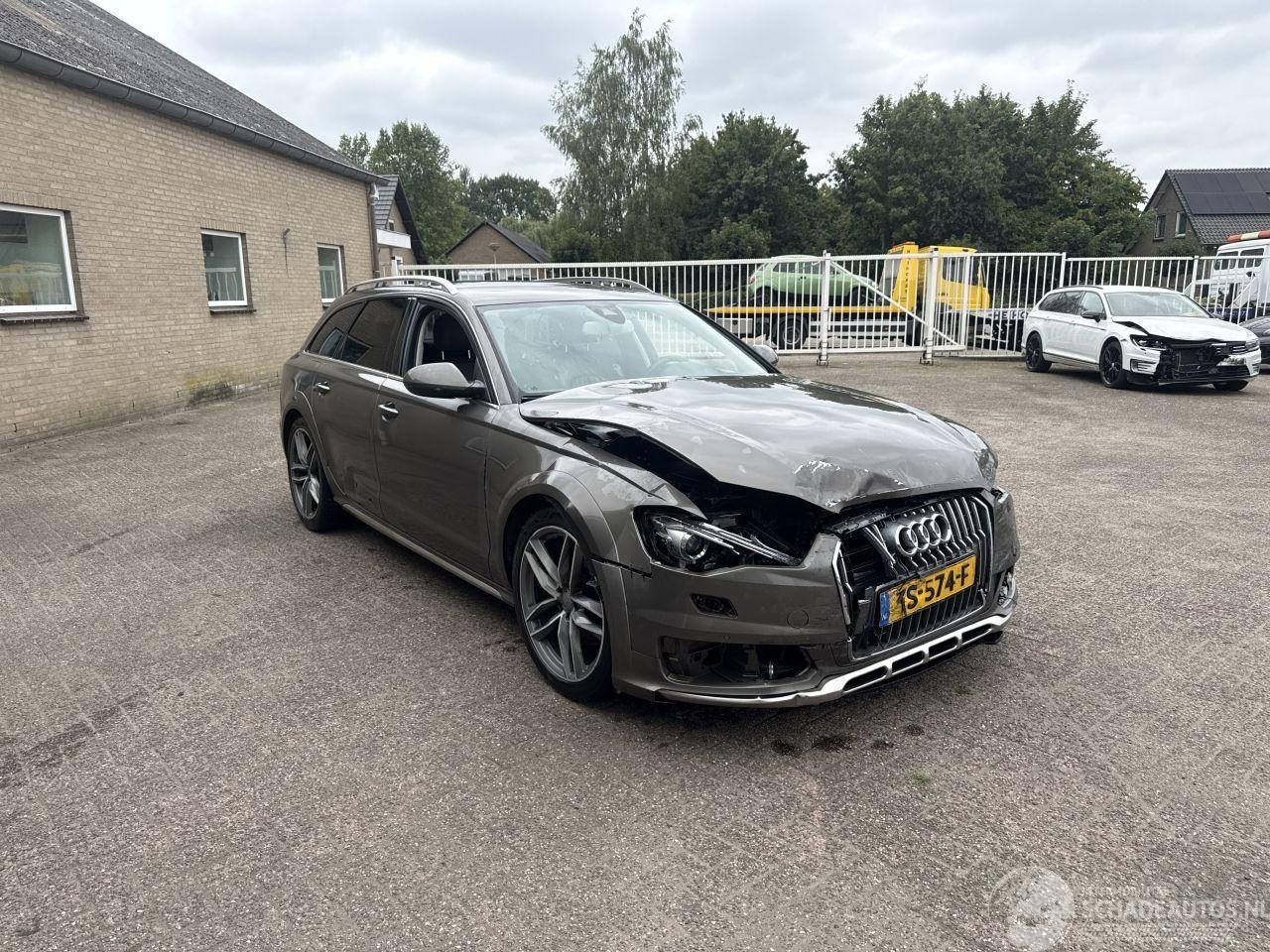 Audi A6 allroad quattro - 3.0 TDI Premium Edition REST BPM €800,-!!! - AutoWereld.nl