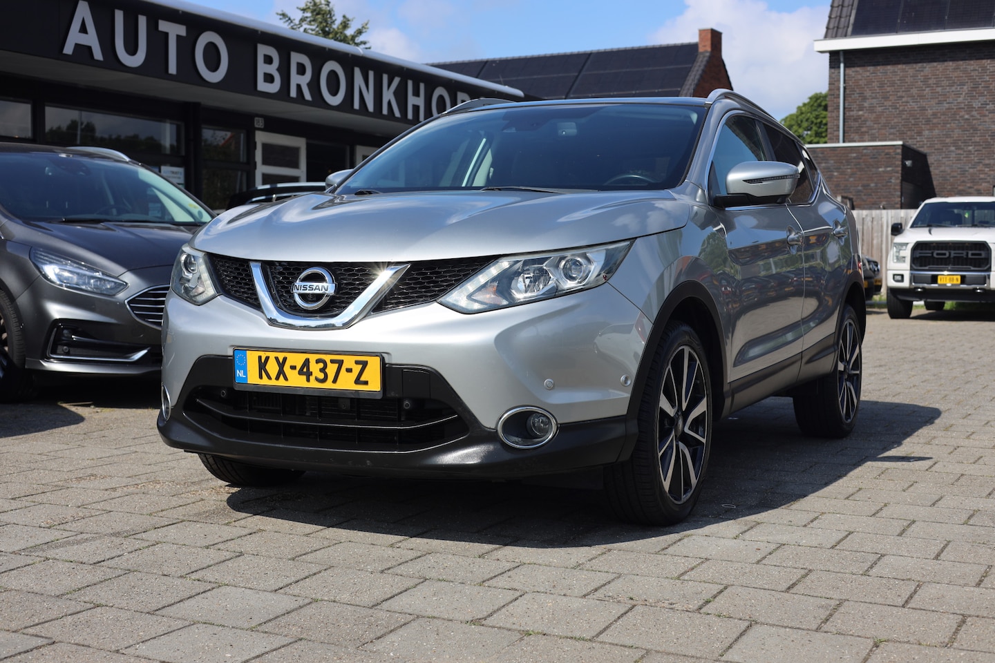 Nissan Qashqai - 1.2 TEKNA | AUT | NAVI | PANO | CAMERA | LEDER - AutoWereld.nl