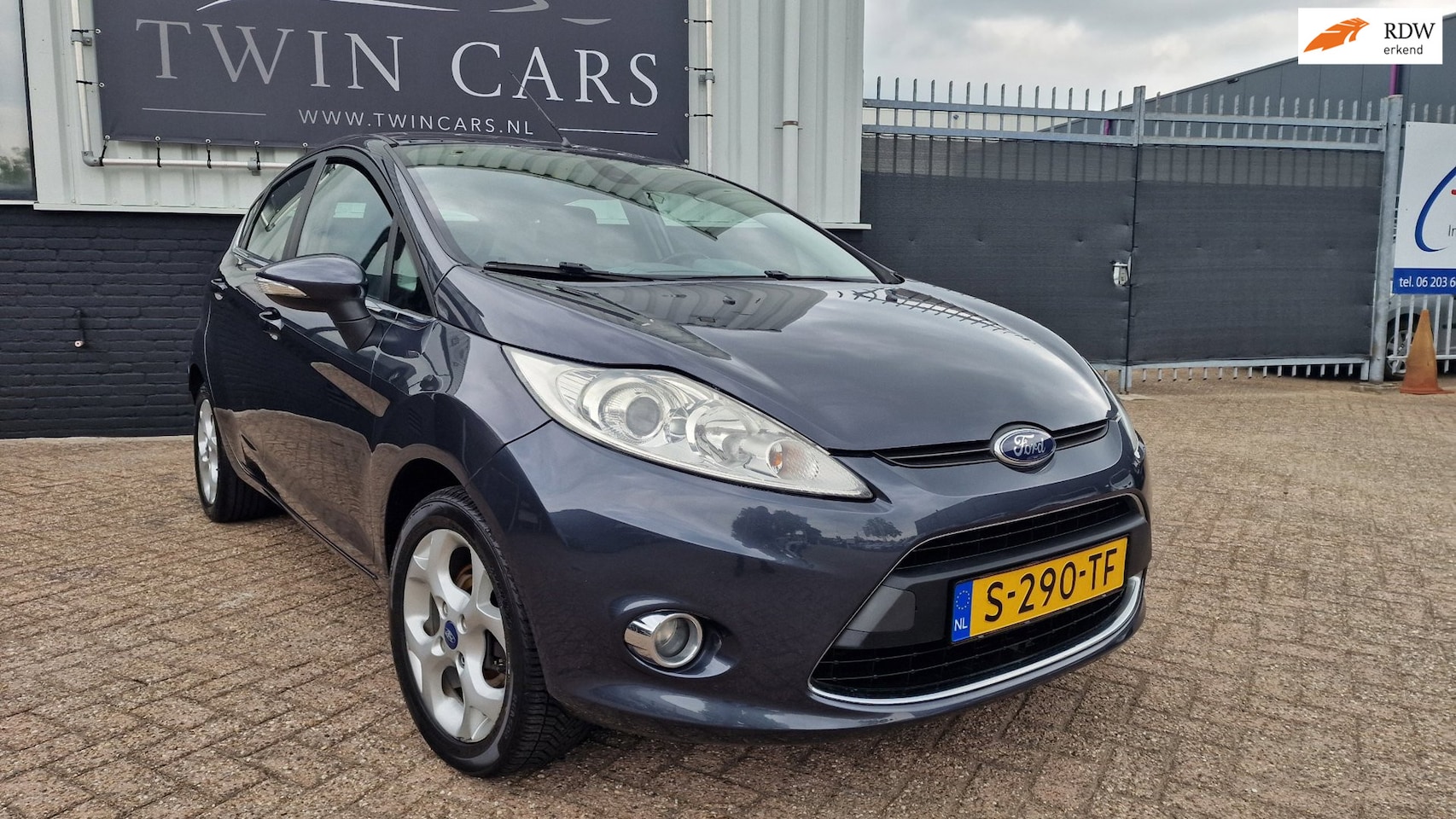 Ford Fiesta - 1.4 Ghia 5drs Airco - AutoWereld.nl