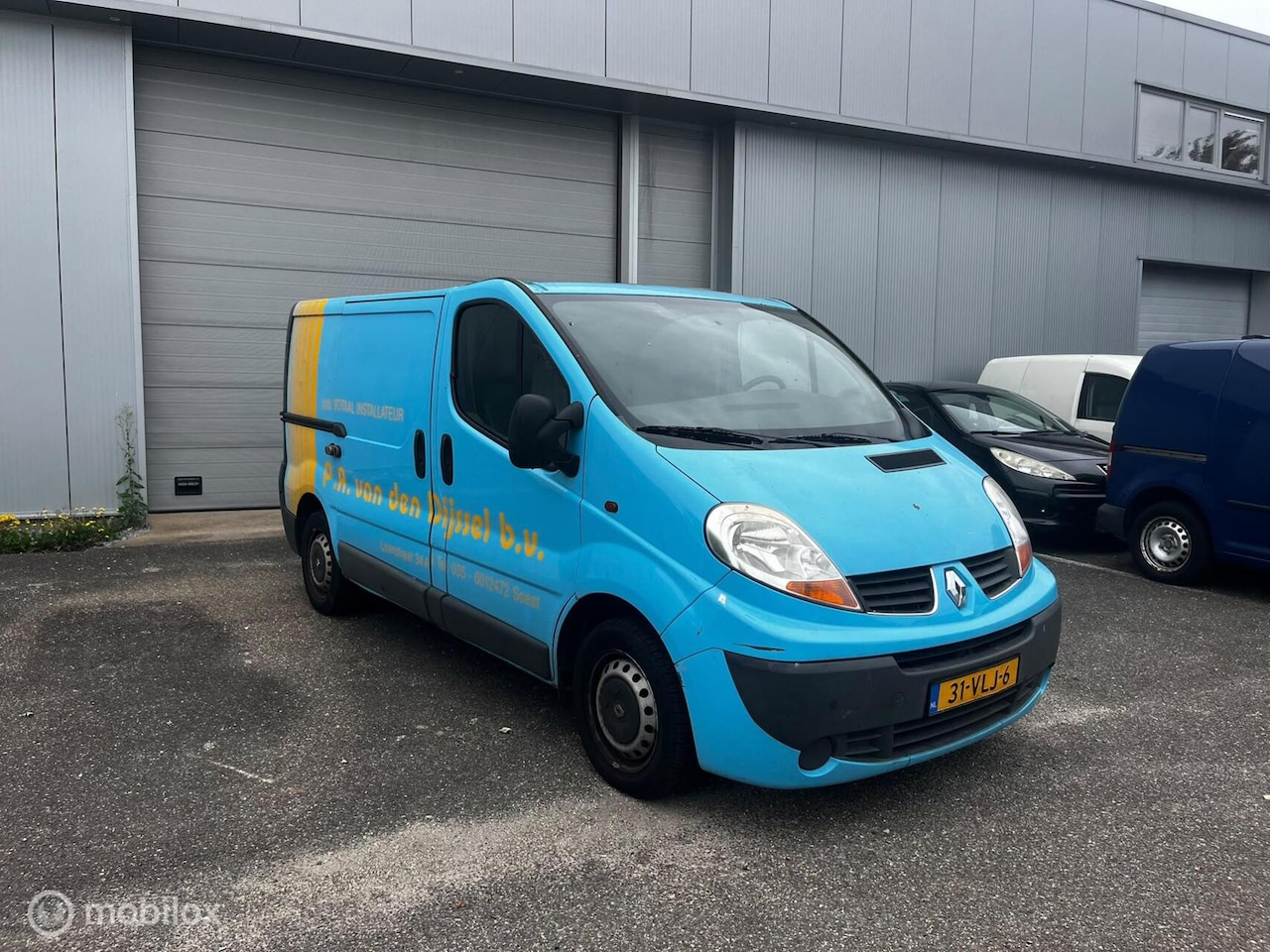 Renault Trafic - bestel 2.0 dCi T27 L1H1 Airco / 2x schuifdeur - AutoWereld.nl