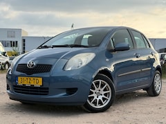 Toyota Yaris - 1.3 VVTi Sol MMT/ AUTOMAAT/ CARPLAY / VELGEN
