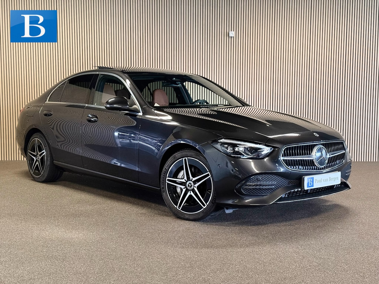 Mercedes-Benz C-klasse - 300e Avantgarde-SOH 99%-PANORAMA-CAMERA-DODE HOEK-APPLE CARPLAY-COMPLEET - AutoWereld.nl