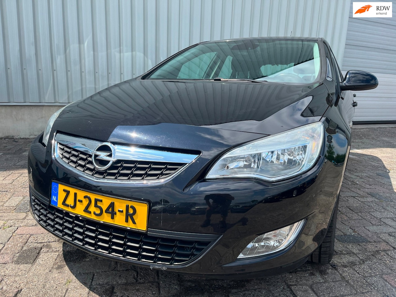 Opel Astra - 1.6 Edition - Frontschade - Start niet - Motor vast - Schade - AutoWereld.nl