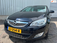 Opel Astra - 1.6 Edition - Frontschade - Start niet - Motor vast - Schade