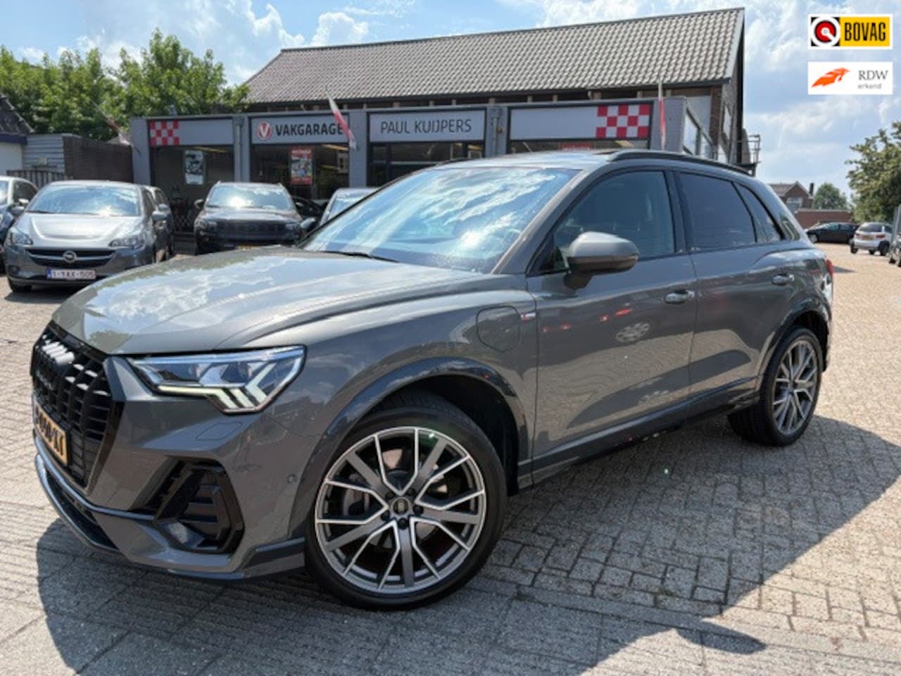 Audi Q3 - 45 TFSI e S edition * leder/alcantara + schuifdak + 20 inch * - AutoWereld.nl