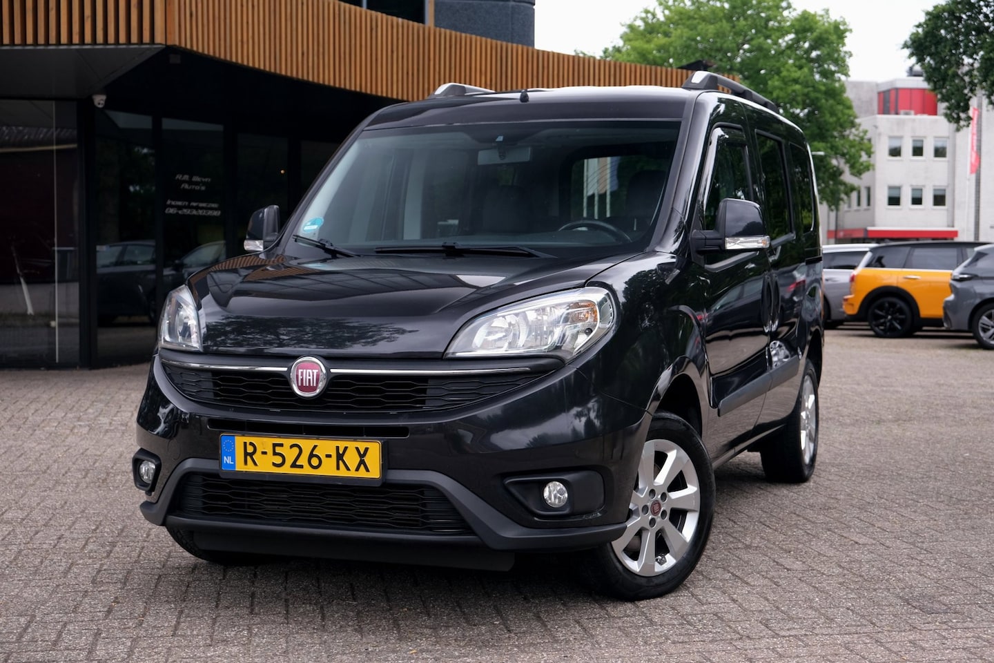 Fiat Doblò - 1.4 T-Jet Lounge|Rijklaar!|Trekhaak|D.Riem v.v.|Carplay|AndroidAuto|Dubbele Schuifdeur|Sto - AutoWereld.nl