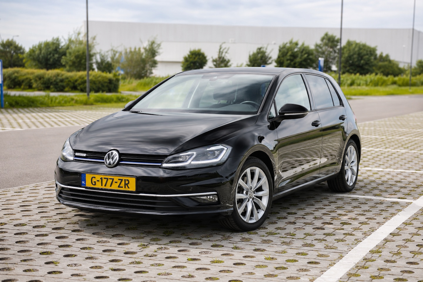 Volkswagen Golf - 1.5 TSI Highline - AutoWereld.nl