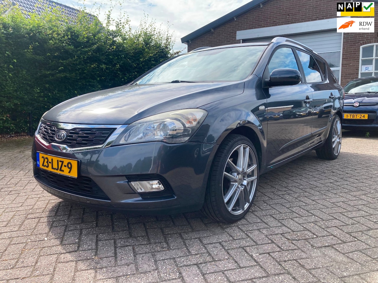 Kia Cee'd - 1.4 CVVT X-ecutive Bj 2010, Airco, inruil is mogeijk - AutoWereld.nl