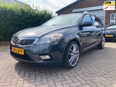 Kia Cee'd - 1.4 CVVT X-ecutive Bj 2010, Airco, inruil is mogeijk