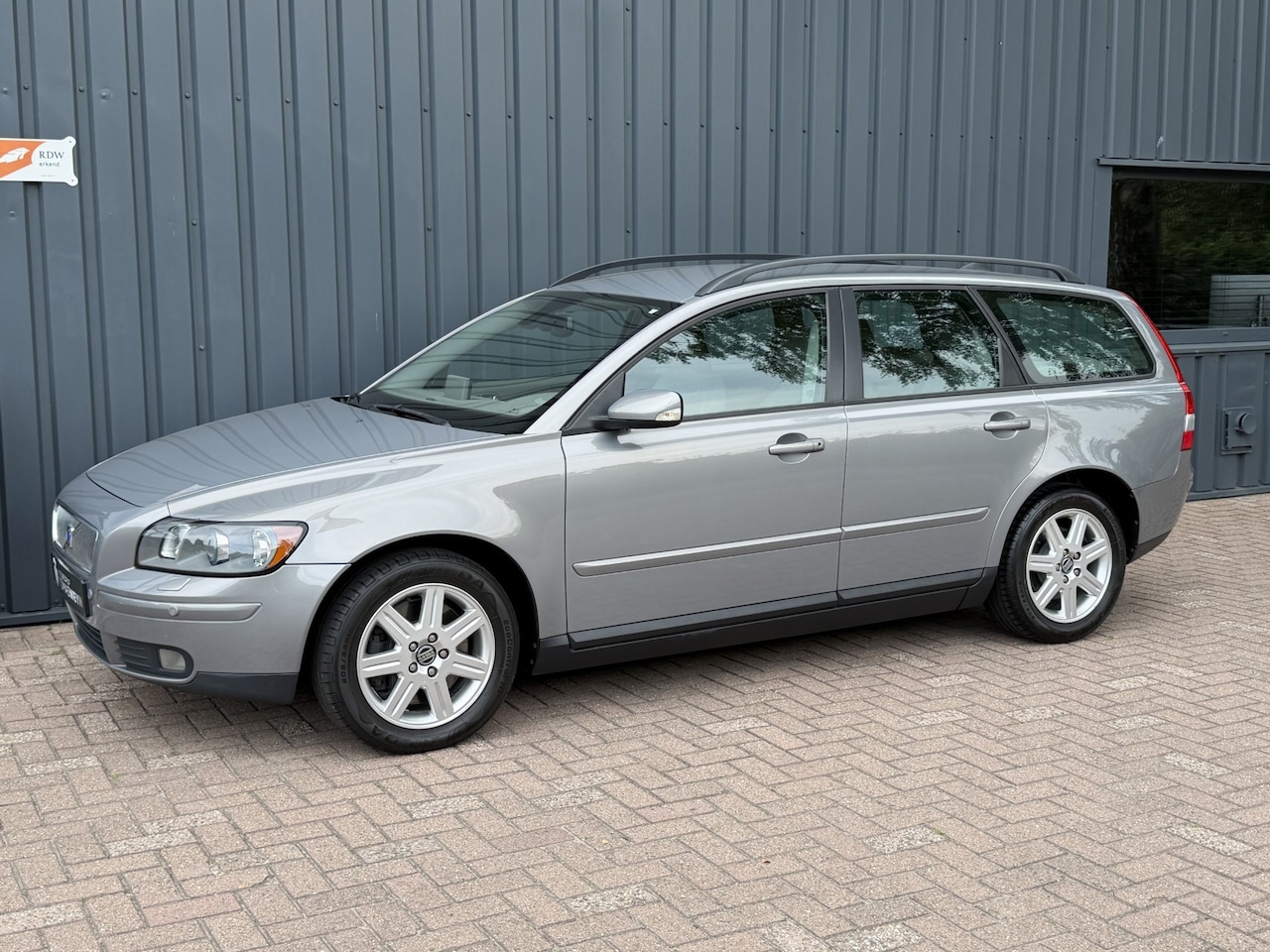 Volvo V50 - 2.5 T5 Summum YOUNGTIMER!/1E EIG!/DEALER ONDERHOUDEN!/ - AutoWereld.nl