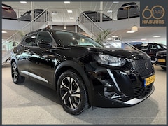 Peugeot 2008 - 1.2 130pk Allure EAT8, Trekhaak, Adaptive cruise, Navi, Camera