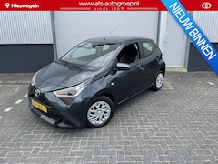 Toyota Aygo - 1.0 VVT-i x-play Automaat | 69.000 KM | Apple/Android navigatie |