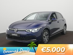 Volkswagen Golf - 1.4 eHybrid Style Automaat - HUD - Navigatie - Stoelverwarming - LED - ACC - Ergo-Active b
