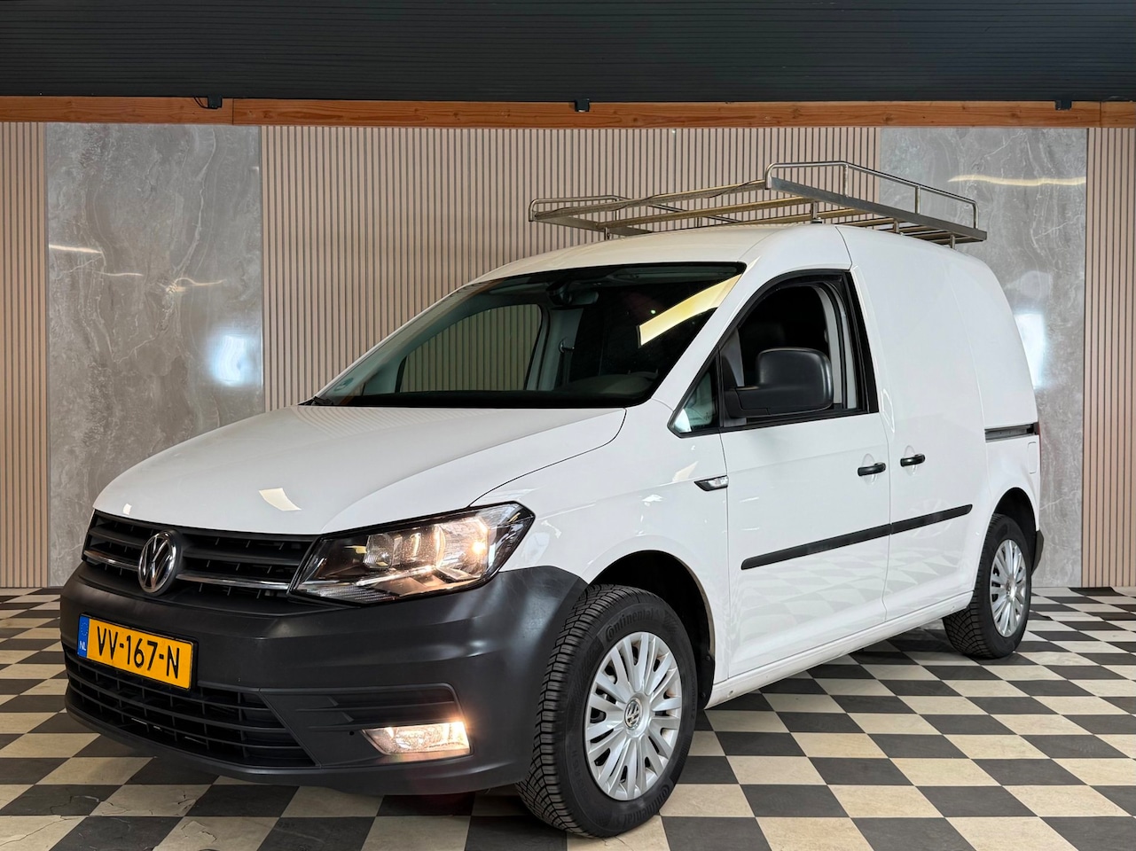 Volkswagen Caddy - 2.0 TDI L1H1 BMT Trendline 2xSchuifdeur Carplay Nwe Apk Airco Trekhaak - AutoWereld.nl