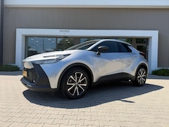 Toyota C-HR - 1.8 Hybrid 140 Dynamic | Blindspot | Parkeersensoren V+A