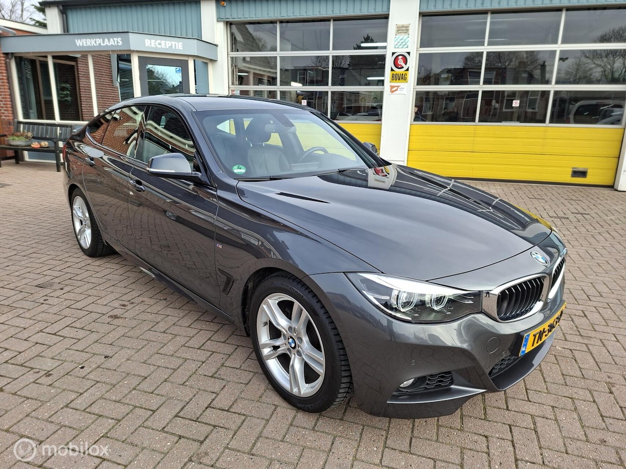 BMW 3-serie Gran Turismo - 320i Executive GT Met M pakket - AutoWereld.nl