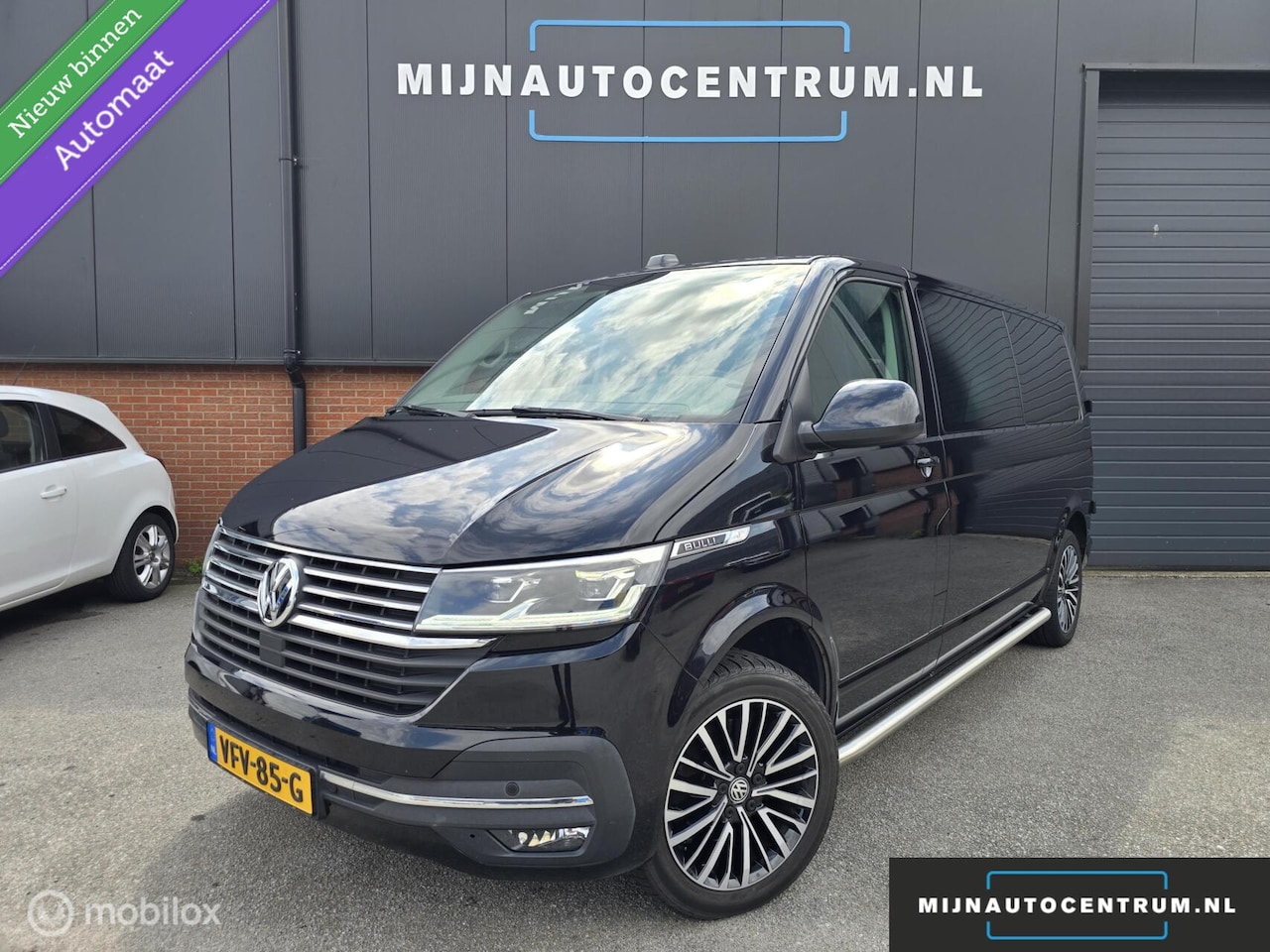 Volkswagen Transporter - 2.0 TDI L2H1 30 DC Bulli 2.0 TDI L2H1 30 DC Bulli / NAP / APK - AutoWereld.nl