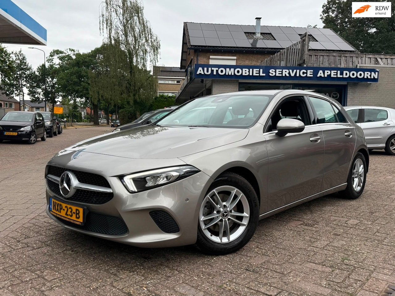 Mercedes-Benz A-klasse - 180 Business Solution AMG *AUTOMAAT*ZO GOED ALS NIEUW MET MA 16.000KM*NAVI.*STOELVERW*PDC* - AutoWereld.nl
