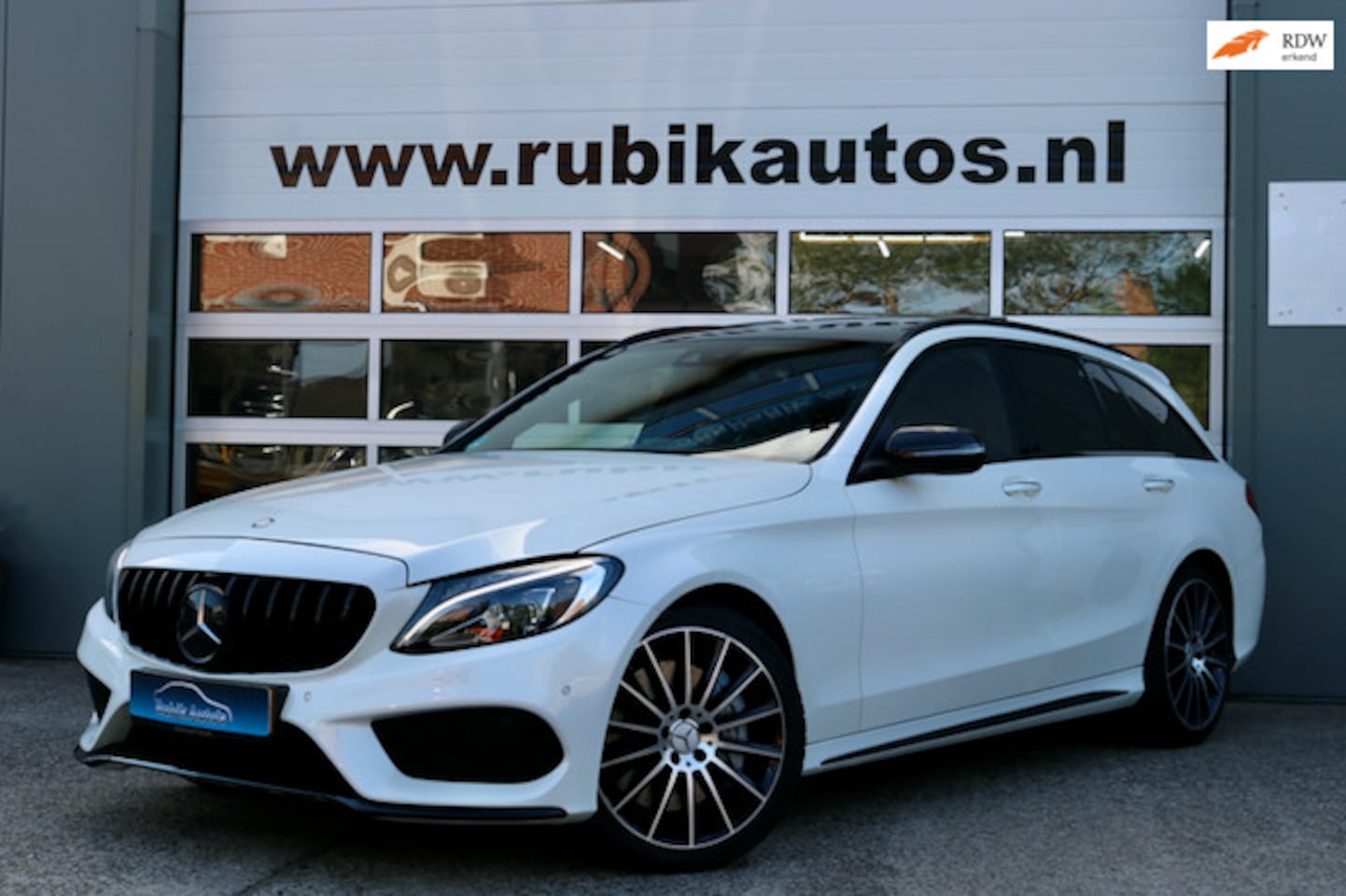 Mercedes-Benz C-klasse Estate - C43 AMG 4Matic|Pano|Schaalstoelen|Burmester - AutoWereld.nl