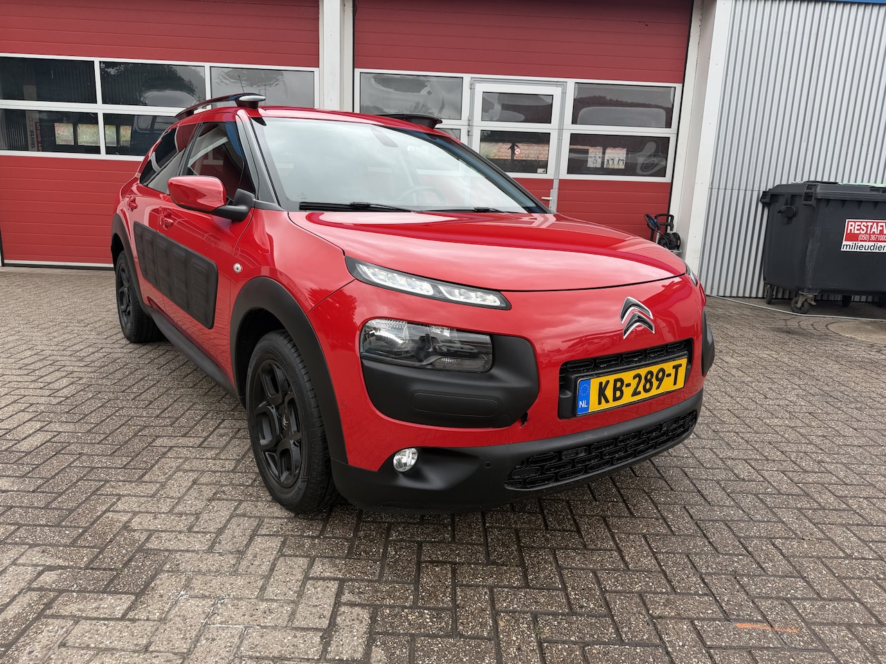 Citroën C4 Cactus - 1.2 PureTech 110 PK | Business Plus | Navigatie | Climate Control | Trekhaak | PDC | - AutoWereld.nl