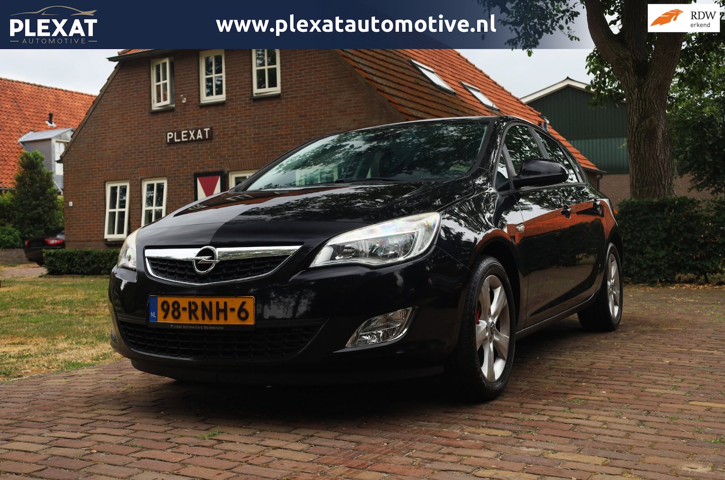 Opel Astra - 1.6 Turbo Cosmo 180PK | Trekhaak | Airco | Multimedia | 5-deurs | Cruise Control | Histori - AutoWereld.nl