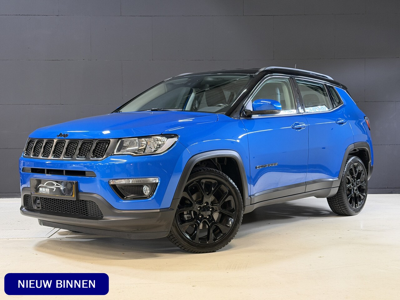 Jeep Compass - 1.3T Night Eagle Liberty Edition | Camera | Carplay | Trekhaak - AutoWereld.nl