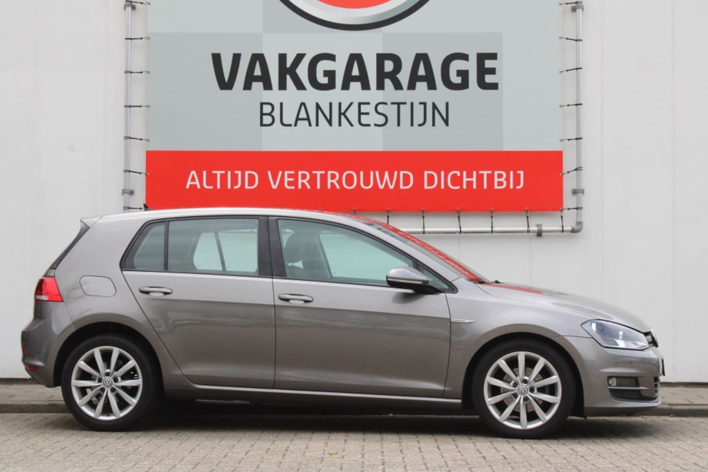 Volkswagen Golf - 1.0 TSI Comfortline 1.0 TSI Comfortline - AutoWereld.nl