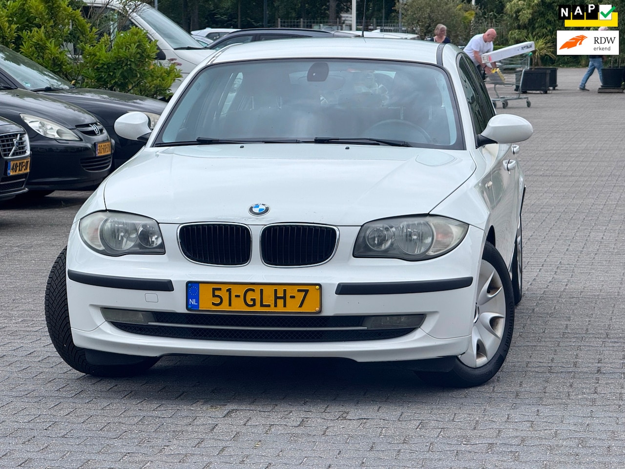 BMW 1-serie - 116i Business Line | Airco | Elektrische spiegels | 2 Sleutels - AutoWereld.nl