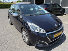 Peugeot 208 - 1.2 PureTech Allure 110pk/82kW Automaat | Leder | Camera | Navi | Carplay / Android | Stoe