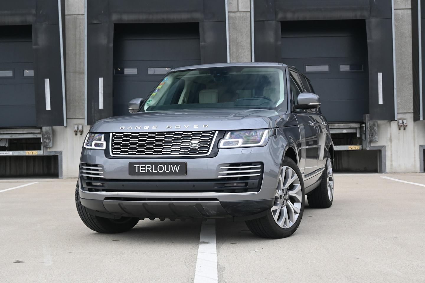 Land Rover Range Rover - 2.0 P400e Autobiography 2.0 P400e Autobiography - AutoWereld.nl