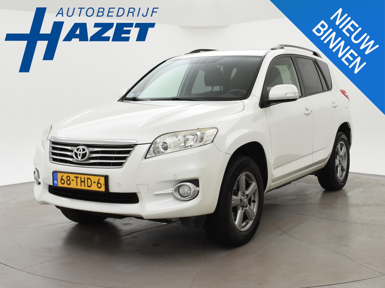 Toyota RAV4 - 2.0 VVTi 4WD DYNAMIC + 2000 KG TREKHAAK | CAMERA | NAVIGATIE - AutoWereld.nl