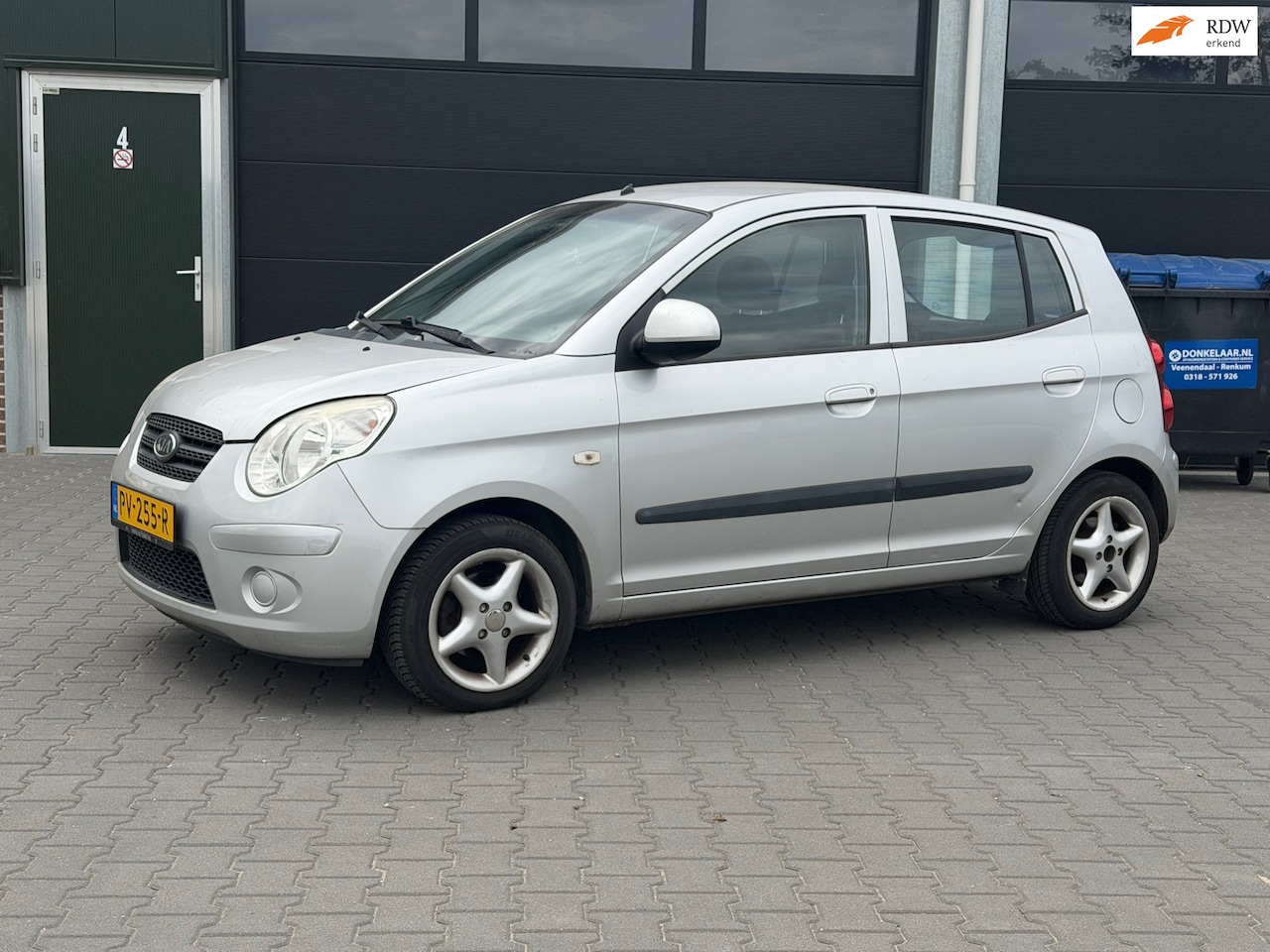 Kia Picanto - 1.1 X-ecutive/NETJES/5DEURT/TREKHAAK - AutoWereld.nl