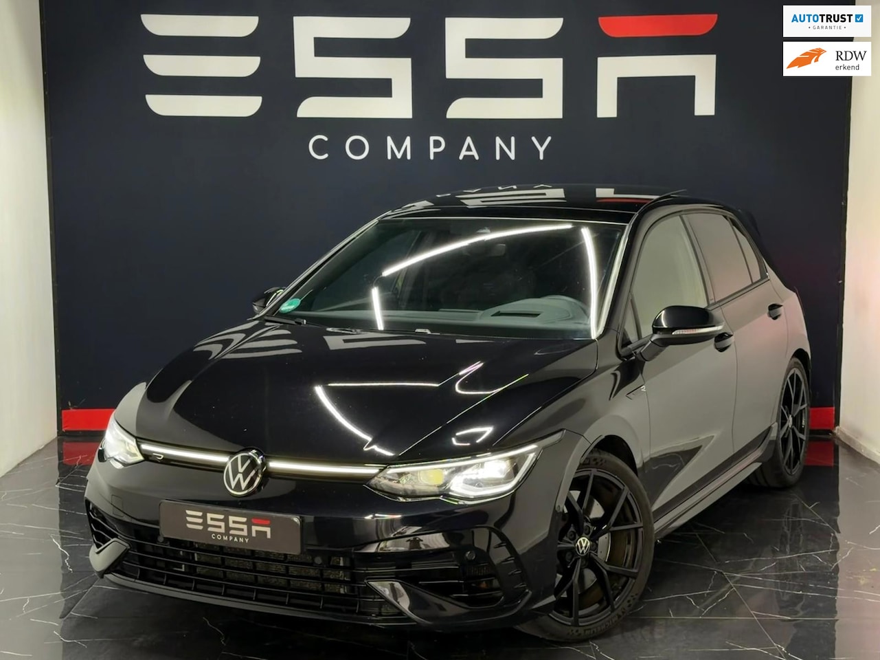 Volkswagen Golf - 2.0 TSI R 4Motion Pano Akra Memory HUD H&K Full Option - AutoWereld.nl