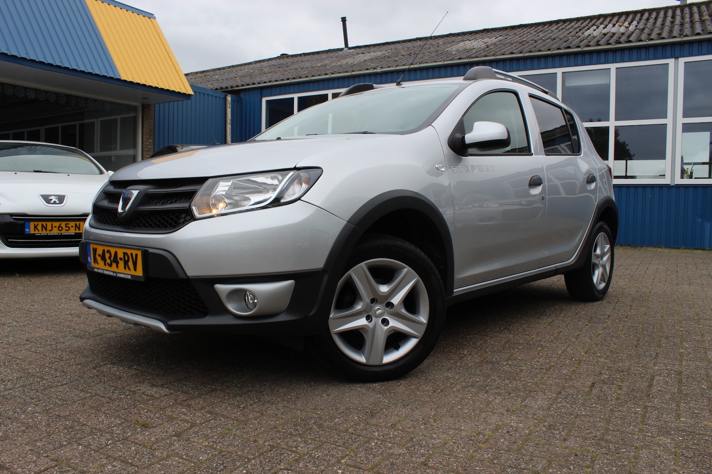 Dacia Sandero Stepway - 0.9 TCe "Stepway Ambiance" 90 Pk - AutoWereld.nl