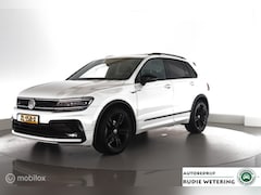Volkswagen Tiguan - 1.5 TSI ACT DSG7 Highline R-Line|BlackStyle|Pano|Winter|Keyless|NL-auto|lmv19