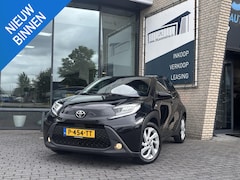 Toyota Aygo X - FIRST*ACC*CAMERA*ECC*CARPLAY*5-DEURS*NAP*LM-VELGEN