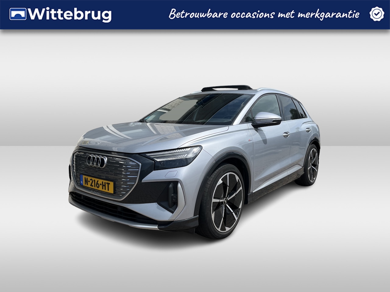 Audi Q4 e-tron - 40 Launch edition S -Line 77 kWh / SOH 92%/ AUTOMAAT/ PANO/ TREKHAAK/ LEER/ PARK.SENSOR.V+ - AutoWereld.nl