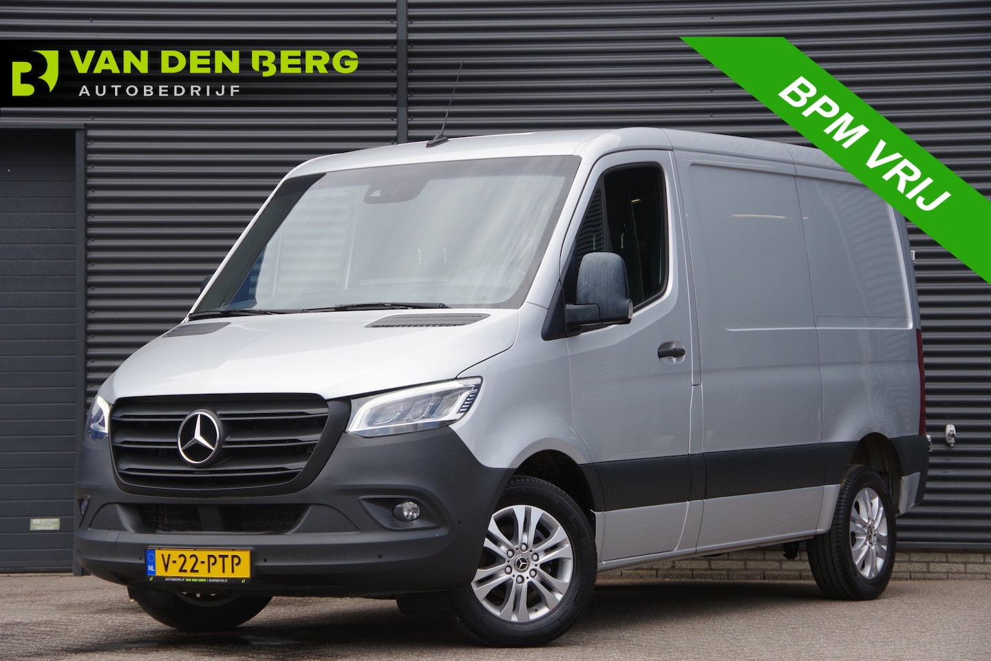 Mercedes-Benz Sprinter - 317 1.9 CDI L1H1 RWD AUT. LED, ADAPT. CRUISE, MBUX 10'', GEV. STOEL, CAMERA, NAVI, CLIMA, - AutoWereld.nl
