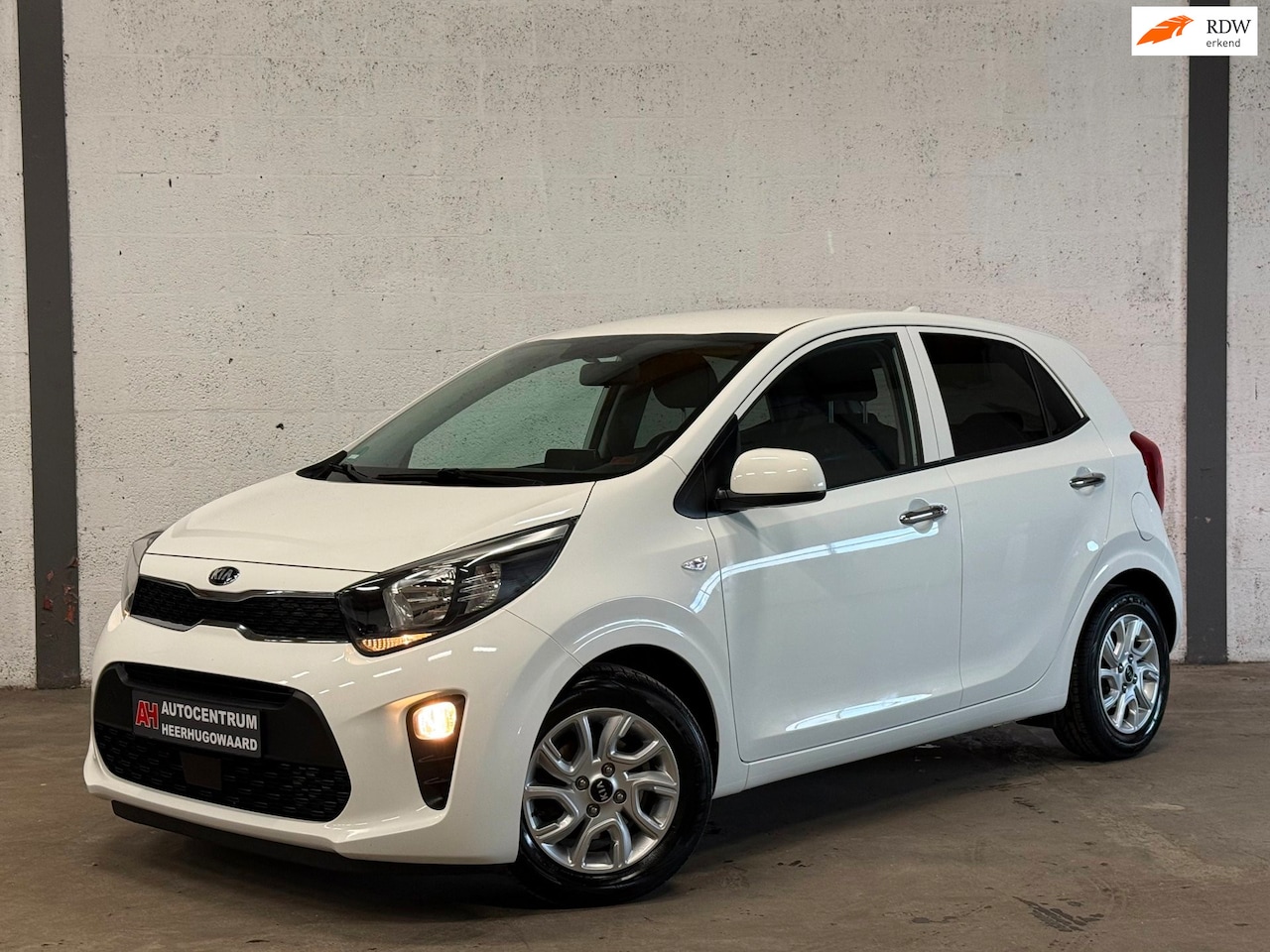 Kia Picanto - 1.0 MPi DynamicPlusLine Navi|Camera|Clima|Carplay|Dealer Onderhouden !! - AutoWereld.nl